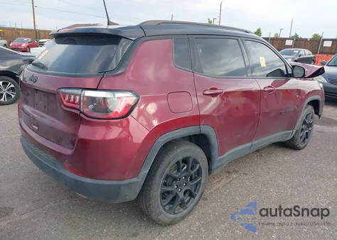 2022 Jeep Compass Altitude Fwd z USA, uszkodzony, nr VIN 3C4NJCBB3NT236848